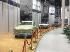 -杭州中沃沃尔沃4S店(滨江区店)