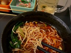 -尚足影院式足疗·住宿·美食(解放碑店)