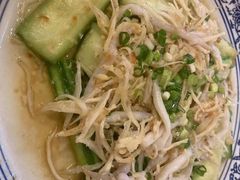 银鱼仔沙虫蒸丝瓜-粤·向群饭店(龙津东路总店)