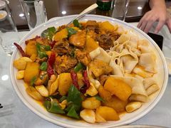 -汗腾格里·风味餐厅(新疆驻京办店)