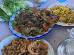 -小锅饭豆腐馆(建大店)