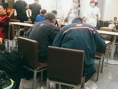 -李先生牛肉面大王(北京站售票厅餐厅)