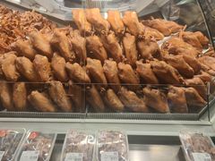 -胖东来生活广场(健康路店)