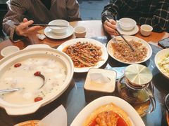 -鑫小城故事·藕汤·家常菜(台北一路总店)