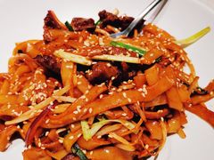 干炒牛河-汤城小厨•粤菜•靓汤(金宝街店)