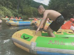 -罗田大别山峡谷漂流