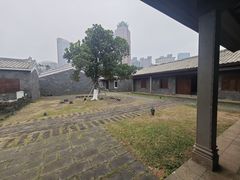 -万绿园