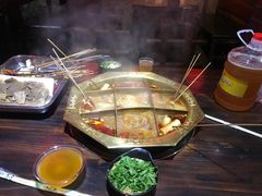 -乐山串串香老火锅(鼓楼店)