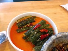 小六酸黄瓜-小六汤包砂煲菜(文景路店)