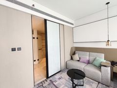 -大连星海皇冠假日酒店