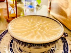 招牌双皮奶-广信牛奶甜品世家(台东店)