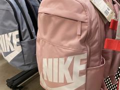 -NIKE上海青浦优选体验店