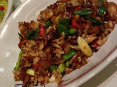 -阿瓦山寨·湘菜现炒·剁椒鱼头王(咸阳总店)