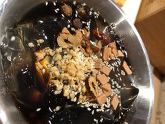 红糖冰粉-胡马八破·川菜小馆(高新万达店)