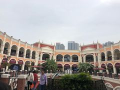 -佛罗伦萨小镇广佛名品奥特莱斯(疏港路店)