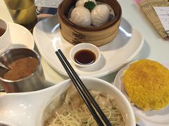 -新大咀港式茶餐厅(宝山万达店)