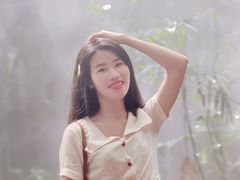 -青青世界
