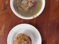 -宝瑞门钉肉饼店