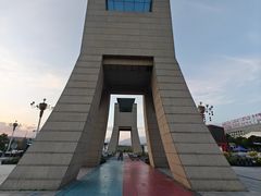 -霍尔果斯国门景区