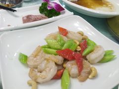 -六和聚传统烤鸭.天津菜(和平店)