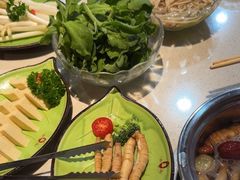 -一叶一世界·素食餐厅(锦华万达店)
