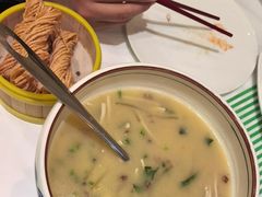 -鹊华居·地道鲁菜·海鲜·融合味(大明湖店)