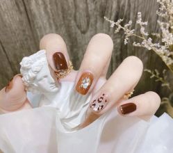 -兔猫ToMoreNails美甲美睫