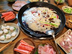 -周幺妹重庆老火锅(银泰城总店)