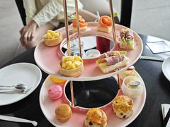 -亚龙湾喜来登·美景台大堂吧