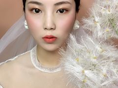 -金夫人化妆摄影职业培训学校