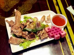 手抓羊肉-吉祥圣雪藏餐