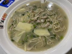 -二扁私房面馆(崂山路店)