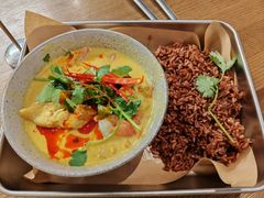 泰式黄咖喱鲷鱼虾仁饭-Wagas沃歌斯(五道口购物中心店)