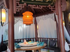 -荷塘秋月·本帮江浙菜(国权路店)