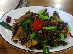 -郑件洋芋饭庄