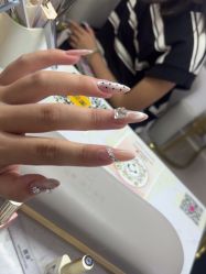 -瞧·享轻奢美甲美睫