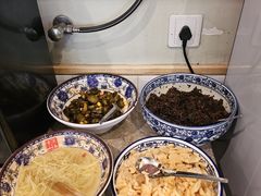 -镇南锅盖面馆(解放路店)