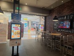 -汉堡王(大连柏威年餐厅店)
