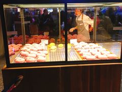 面包甜点陈列柜-LELECHA乐乐茶(上海五角场万达广场店)