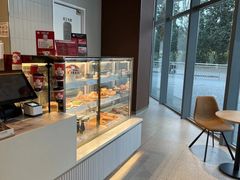 面包甜点陈列柜-Tims天好咖啡·贝果(凯德大峡谷购物中心店)