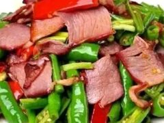 钵子青椒腊肉-野马国际·大汉食府