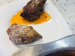 -兔行天下-鸿鹤鲜锅兔(中海国际店)