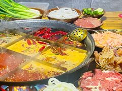 -正南齊北重庆老火锅(光华村直营店)