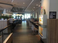 大堂-肯德基(亦庄上海沙龙店)