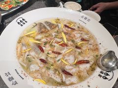 -渔语鱼新川菜Bistro(万象天地店)