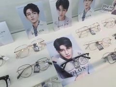-浮光眼镜·蔡司视觉合作·数字验配中心(陆家嘴店)