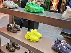 -BALENCIAGA(恒隆广场店)