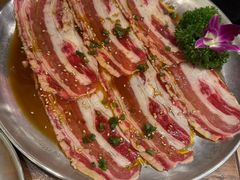 -明洞阿姨·韩式酱蟹烤肉·创意料理(三元桥店)