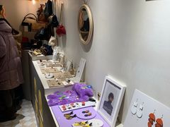 -LADY FAFA(巨鹿路陕西南路路口店)