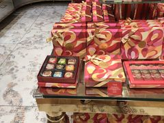 -VENCHI 闻绮(北京国贸商城店)